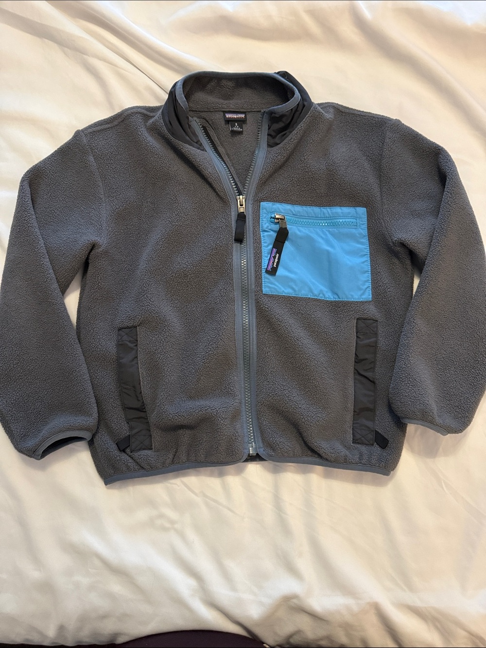 Patagonia Kids Gray Fleece Jacket with Light Blue Chest Pocket
